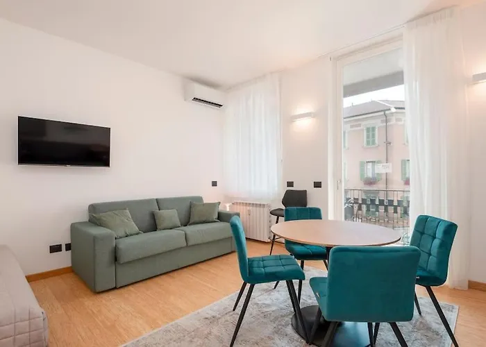 Studio Suite 16